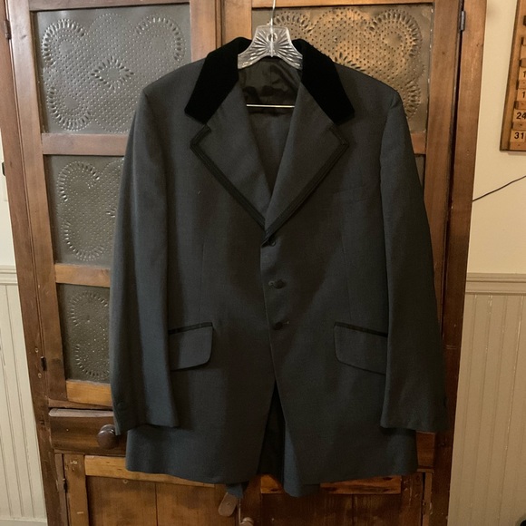 Vintage Other - Vintage 70’s Tuxedo 44